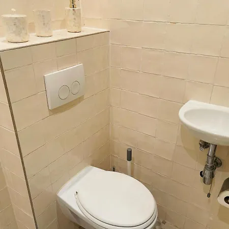 Redlightdistrict Chinacitycentre Partypalace B&B 4*