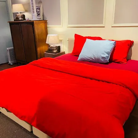 Bed & Breakfast Red Light Historic Canal Island Center *