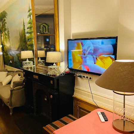 Bed & Breakfast Red Light Historic Canal Island Center *