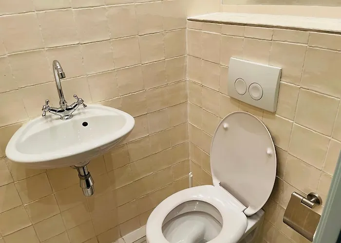 Nocleg ze śniadaniem Redlightdistrict Chinacitycentre Partypalace Amsterdam