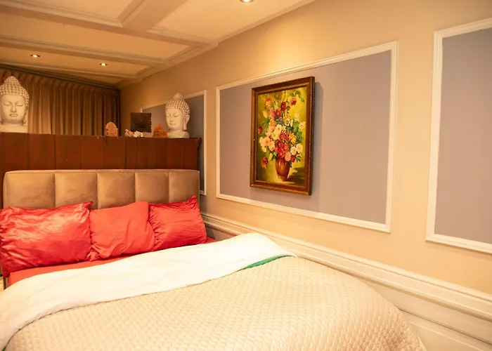 Redlightdistrict Chinacitycentre Partypalace 4*